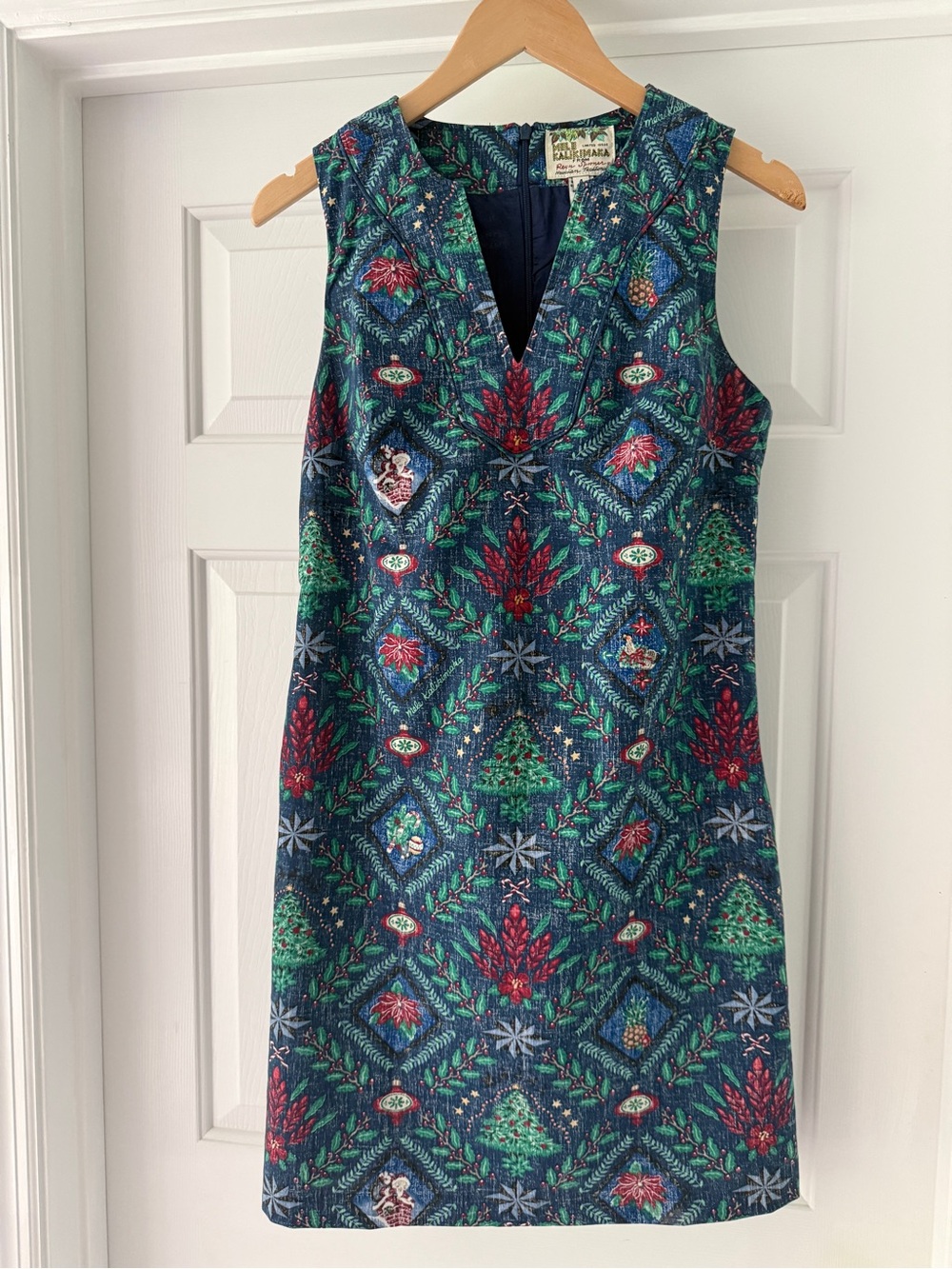 reyn spooner Navy Multi Floral Sleeveless V-Neck Mini Dress